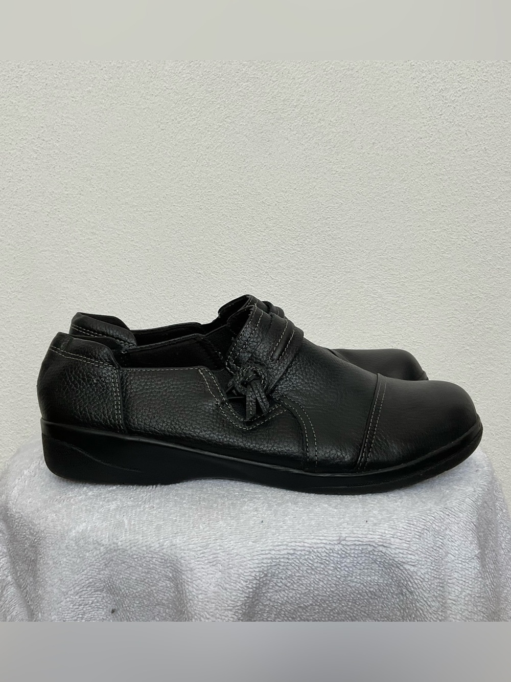 Clarks Collection Cheyn Madi Tumbled Leather Black Loafer Size 8.5